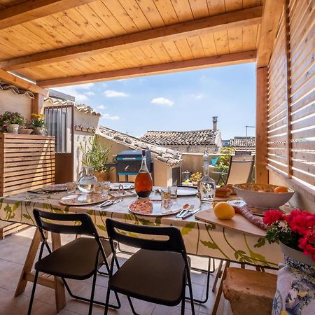 Si-Moutique Le Case Degli Avi Barocche, Con Terrazza Panoramica Μόντικα Εξωτερικό φωτογραφία