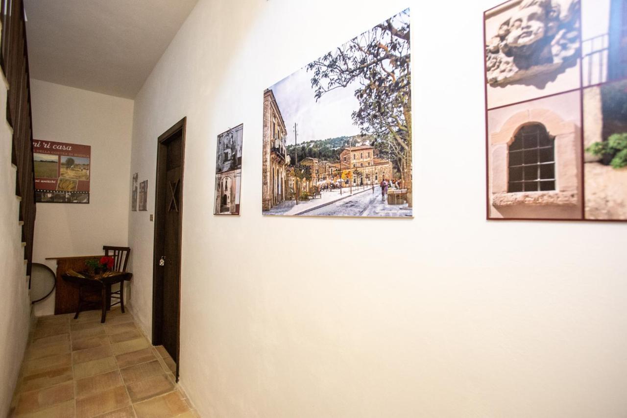 Si-Moutique Le Case Degli Avi Barocche, Con Terrazza Panoramica Μόντικα Εξωτερικό φωτογραφία