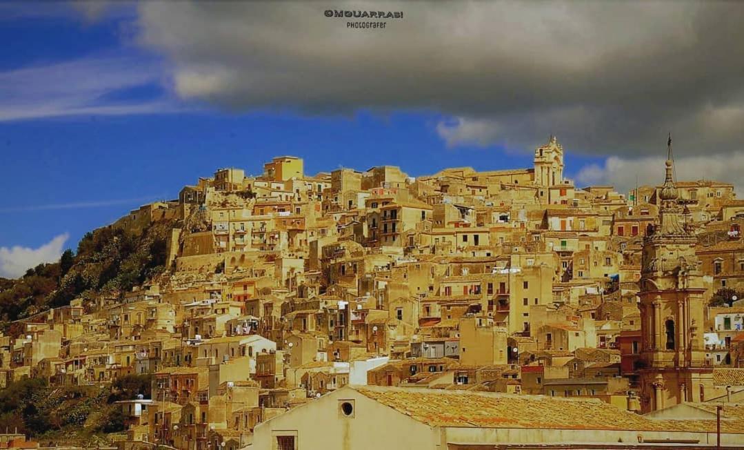 Si-Moutique Le Case Degli Avi Barocche, Con Terrazza Panoramica Μόντικα Εξωτερικό φωτογραφία